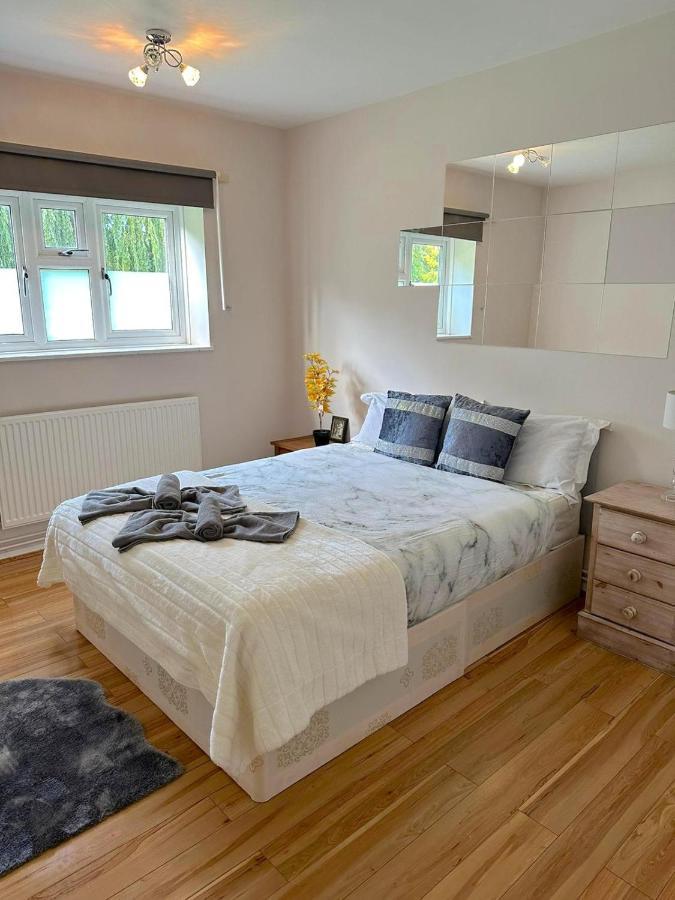 Апартаменти 303 Alexandra Avenue Ha2 9Dx Pinner Екстер'єр фото