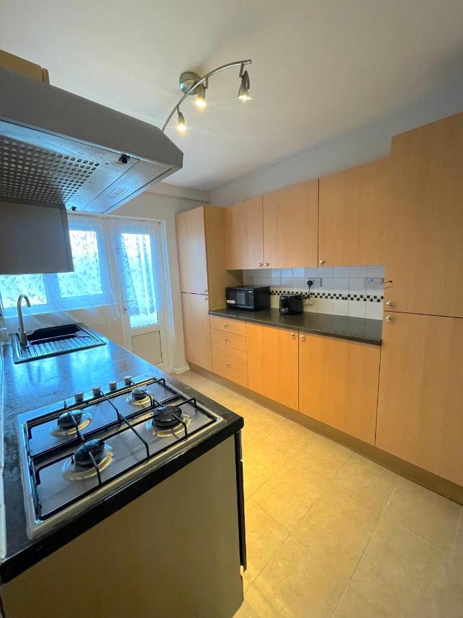 Апартаменти 303 Alexandra Avenue Ha2 9Dx Pinner Екстер'єр фото